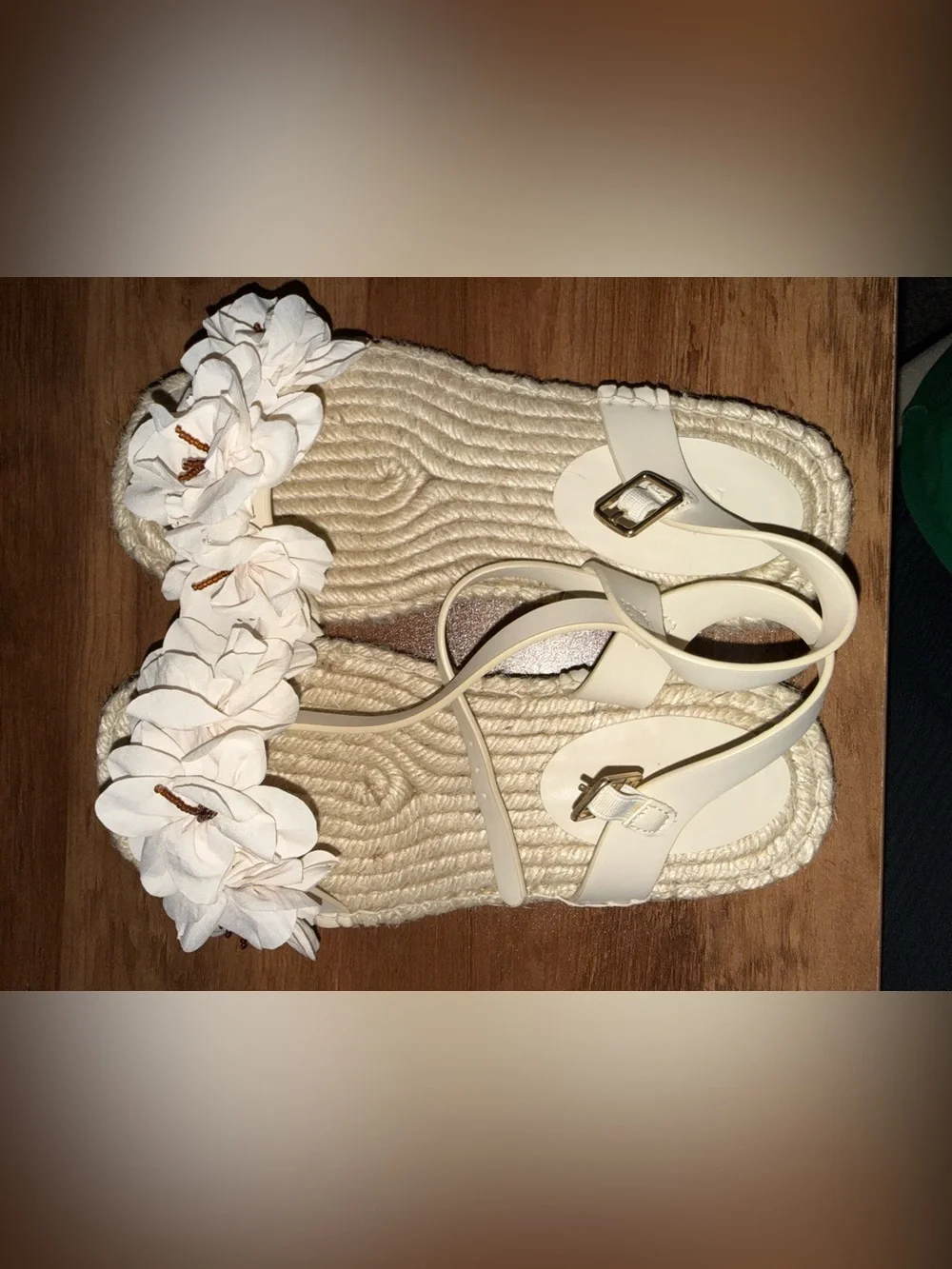 Zara - Jute flower sandals with beaded detail and strap